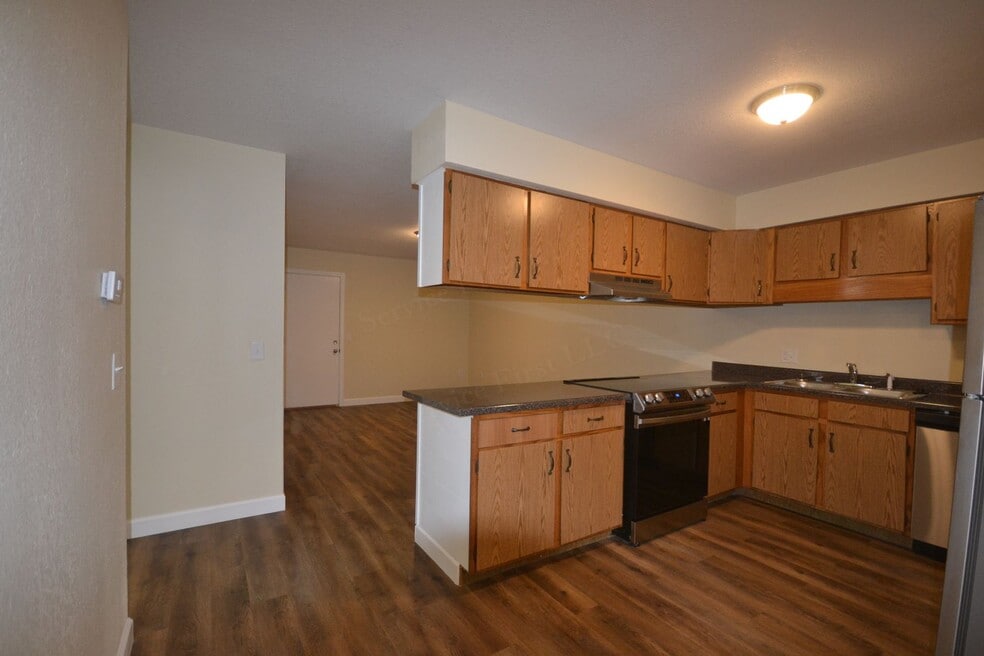 Bearcat Apartment