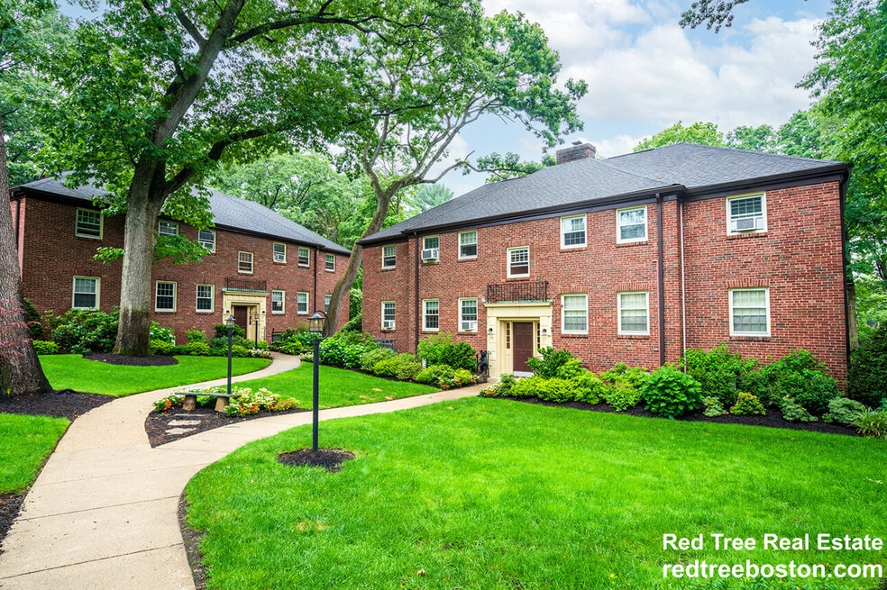 75 Wyman St unit 1, Waban, MA 02468 - photo 1