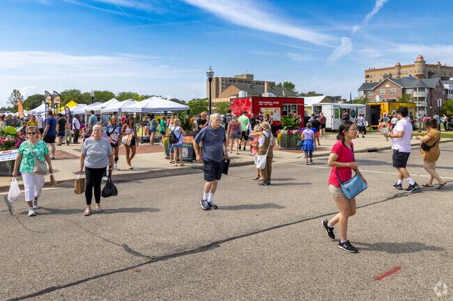 Poerio residents can shop dozens of vendors selling fresh produce at Kenosha HarborMarket.