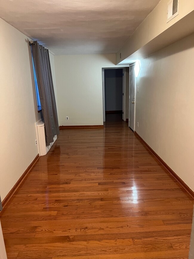 1306 Tasker St unit Walk to Passyunk Squ, Philadelphia, PA 19148 - photo 3