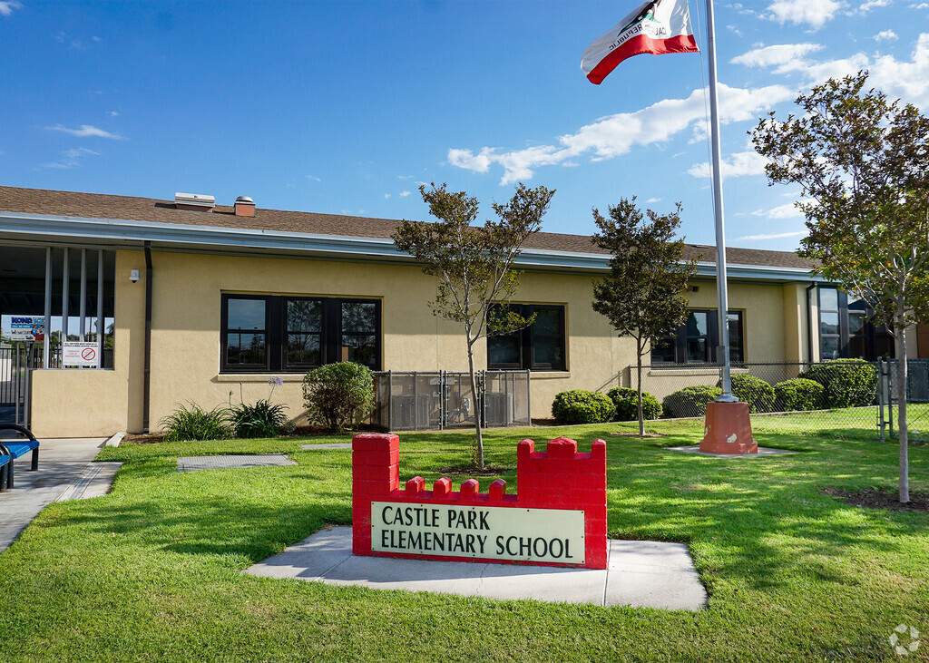 Castle Park Elementary School serves students in grades K-5.