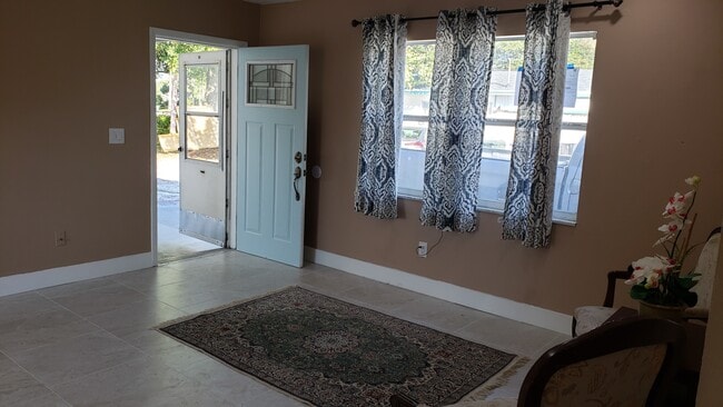 651 16th St NW, Largo, FL 33770 - photo 3