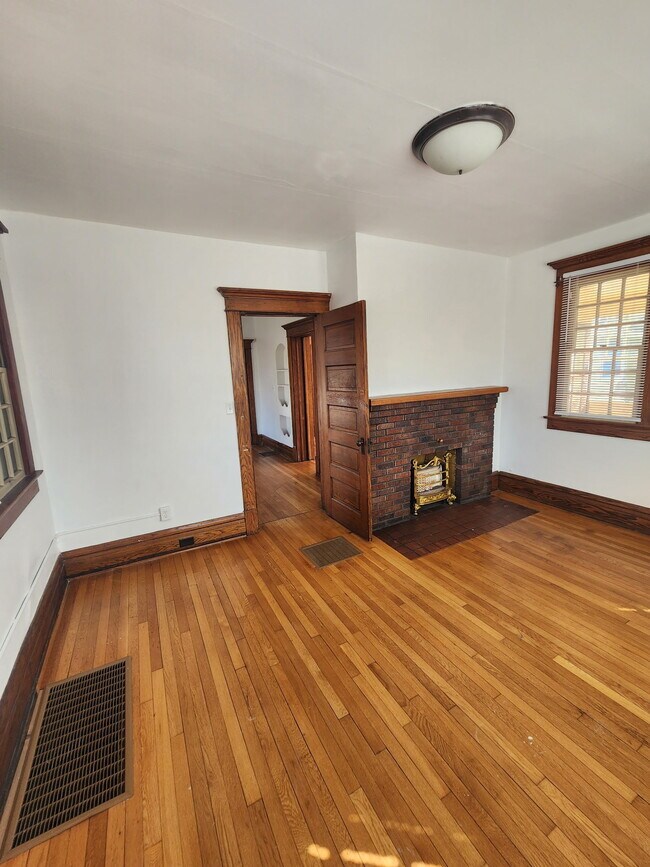 222 N 5th St unit 222 N 5th St, Newark, OH 43055 - photo 7