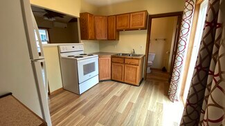 18 Center St Unit 2, Easthampton, MA 01027
