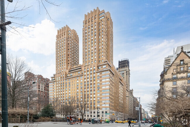 Art Deco architecture can be seen throughout the Upper West Side.
