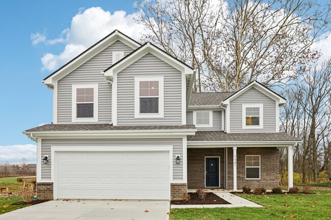 1521 N Clearwater Dr, Greenfield, IN 46140 - photo 2