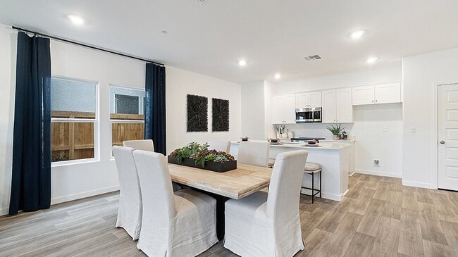 246 Bryan Ave, Dinuba, CA 93618 - photo 4