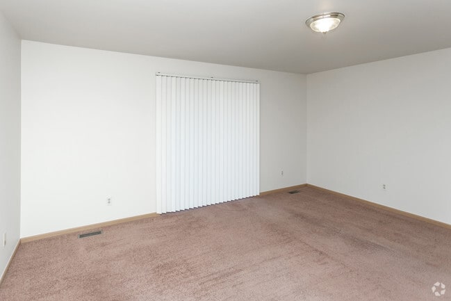 Blackwood Apartments, Port Huron, MI 48060 - photo 2