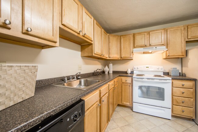 Princeton Crossing, Salem, MA 01970 - photo 5