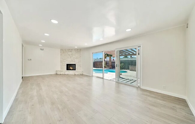 1410 Central Ave unit 1410 Central Ave, Fullerton, CA 92831 - photo 5