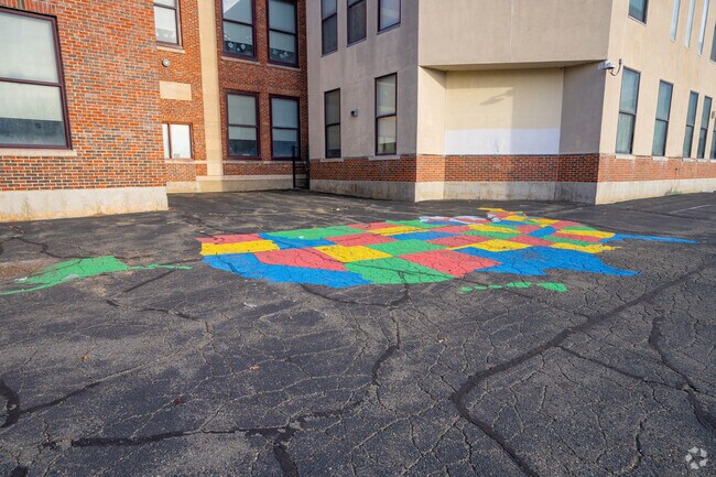 There's a map of the United States behind the Winn Brook Elementary School in Belmont.