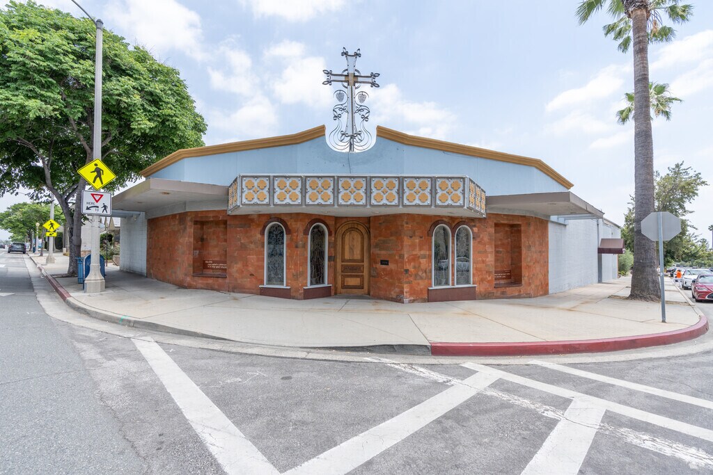 Tabernacle of David is a Christian school that pairs academic and spiritual excellence.