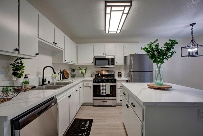 St. George Apartments, Davis, CA 95616 - photo 6