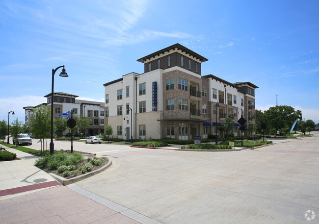 Overture Flower Mound 55+ Active Adult Apartment Homes, Flower Mound, TX 75022 - photo 3