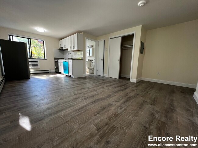 16 Chester St unit 32, Cambridge, MA 02140 - photo 3