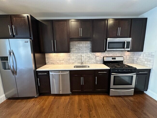 303 D St unit 3, Boston, MA 02127 - photo 3