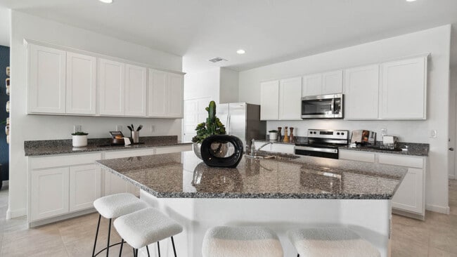 9069 S Holandes Dr, Apache Junction, AZ 85120 - photo 3