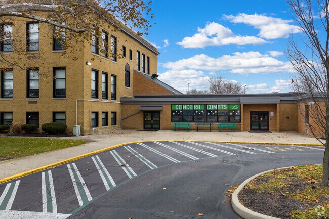 Concord Elementary School teaches students in grades K-5.