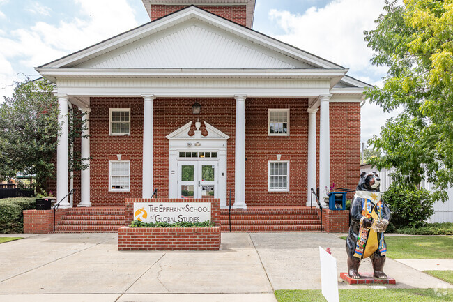 The Epiphany School of Global Studies average SAT score is 1260.