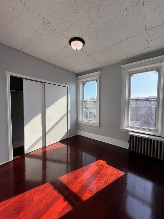 80 Lake St unit 8, Jersey City, NJ 07306 - photo 2