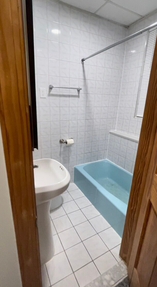 44 Kulick St unit 1st. Floor Apartment, Clifton, NJ 07011 - photo 6