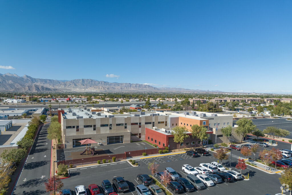Somerset Academy - Lone Mountain's minority student enrollment is 55%.