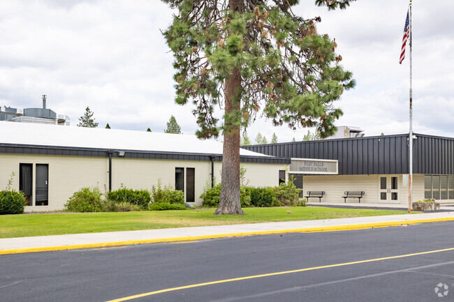 Bus loading zone at Post Falls Middle School.