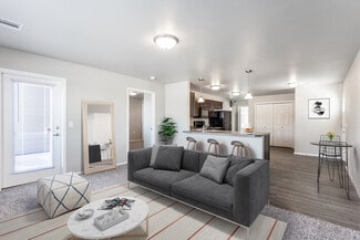 5712 E Red Oak Dr, Sioux Falls, SD 57110