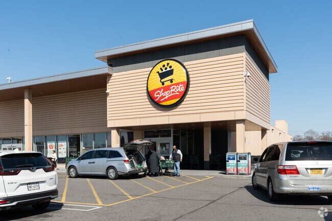 Shop Rite of Bruckner Blvd a bustling one-stop destination for fresh produce and daily essentials