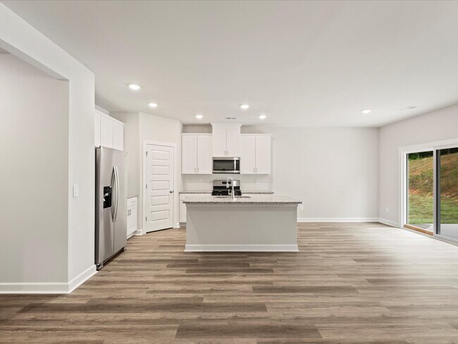 1608 Switchback Cir, Moore, SC 29369 - photo 6