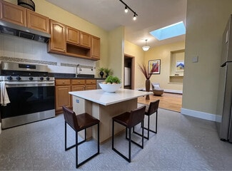 796 Crown St, Brooklyn, NY 11213