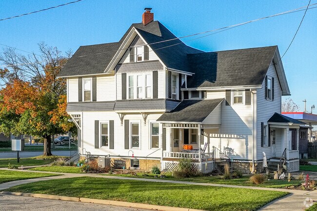 Home prices in Downtown Beloit range generally between $100,000 and $300,000 dollars.