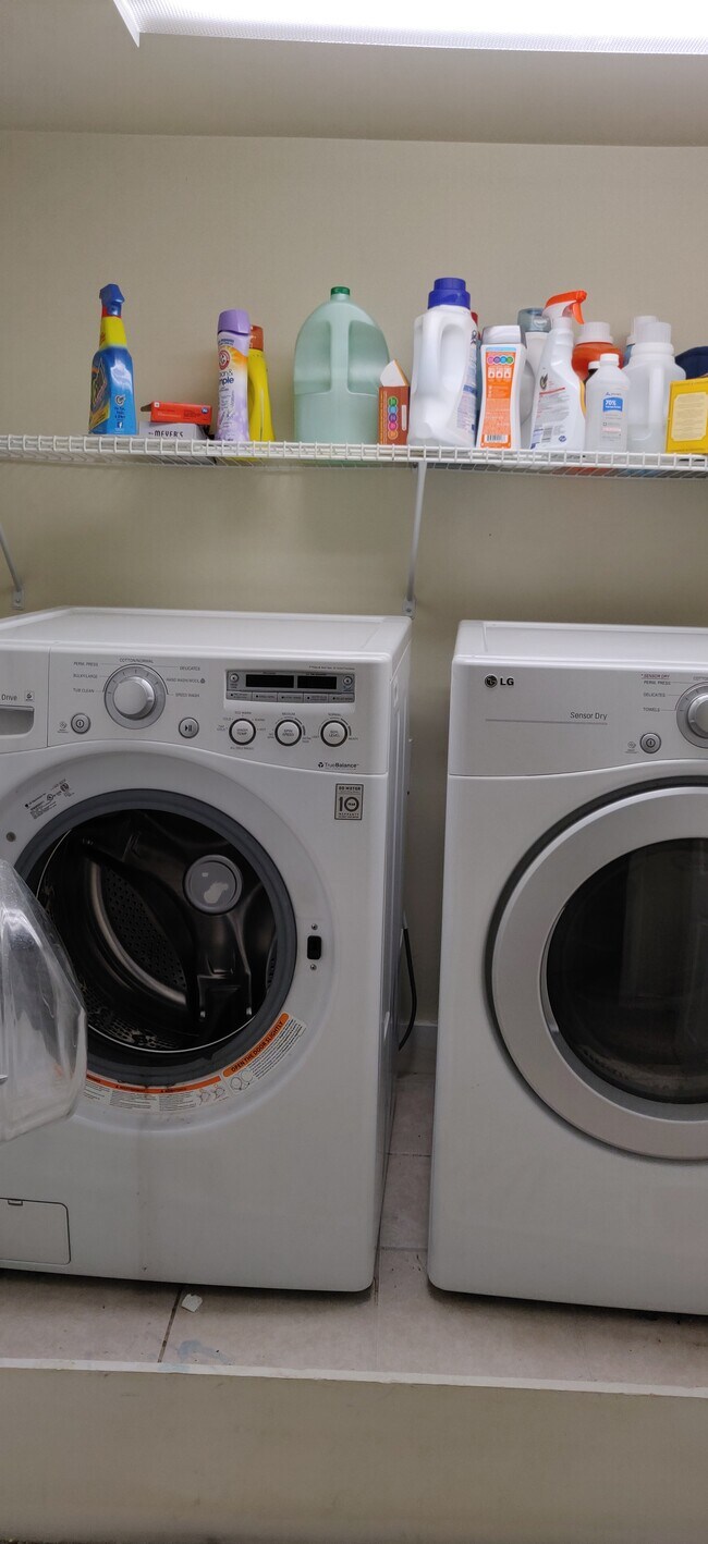 91 Surrey St unit 1, Brighton, MA 02135 - photo 5