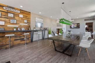 1601 W Camelback Rd, Phoenix, AZ 85015