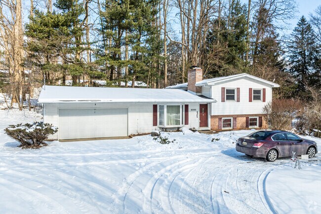 Split-level homes in rural settings can be found in Battle Creek.
