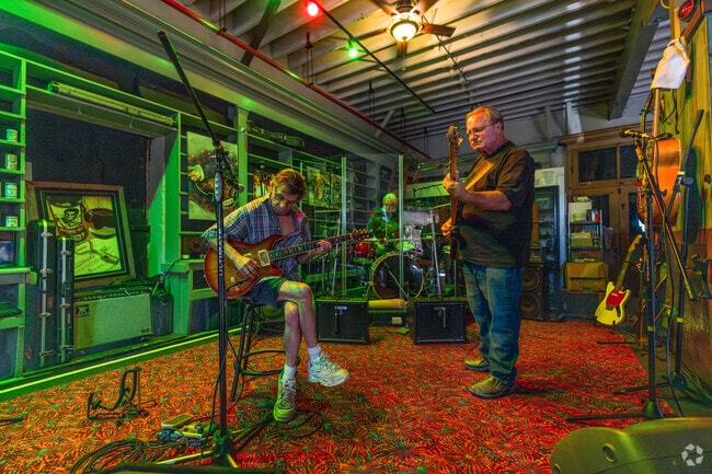 Local musicians and comics take the stage at Rhythm and Brews in Sutter Creek.