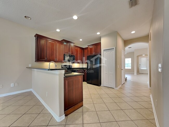 1307 Gentilly Ln, Wesley Chapel, FL 33544 - photo 3