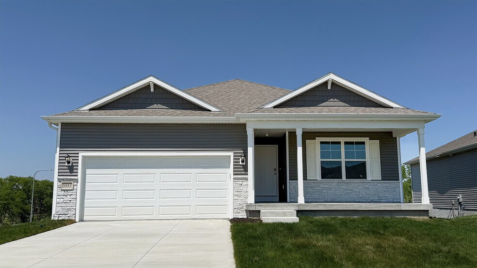 13614 Whitmore St, Omaha, NE 68142 - photo 1