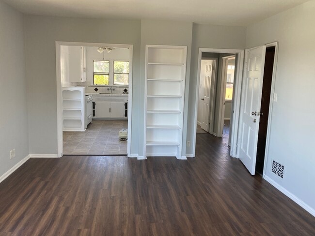 522 N Normandie Ave, Los Angeles, CA 90004 - photo 4