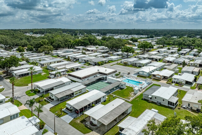 Zephyrhills North has retirement-friendly communities with pools and courts for recreation.