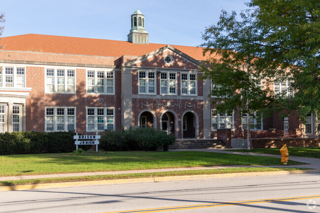 Edison Jr High School shapes young minds for future success.