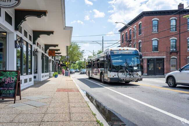 RIPTA Bus provides convenient transportation for locals in the Warren area.