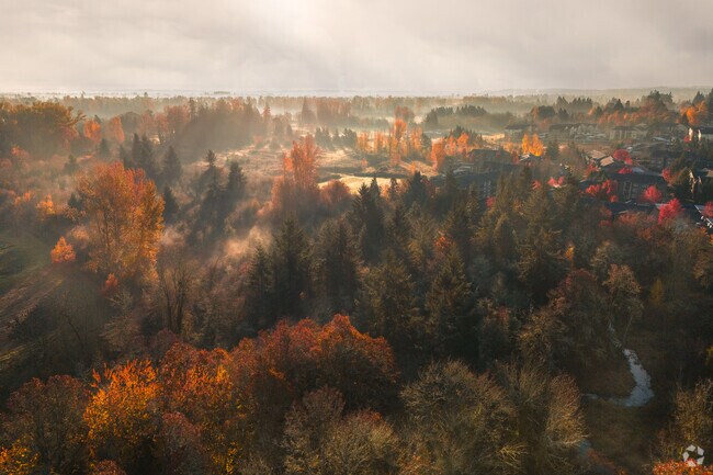 Spring Valley, in the Eola-Amity Hills, is in wine region and home to several notable vineyards.