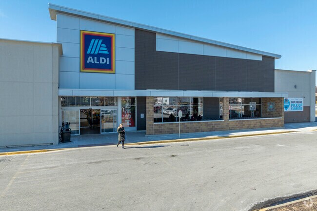 Residents of Streamwood have a number of grocery options such as Aldi.