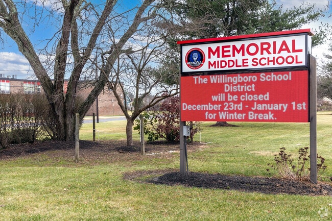 Memorial Middle School maintains a supportive 12:1 student-teacher ratio for personalized learning.