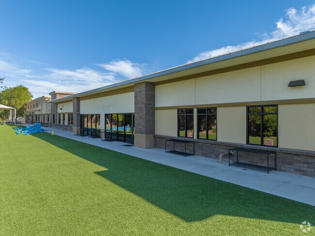 BASIS Chandler Primary South Campus provides high-class education for students in Chandler.