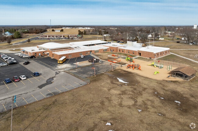 Gerald Elementary in Gerald, MO aligns with Missouri state standards.