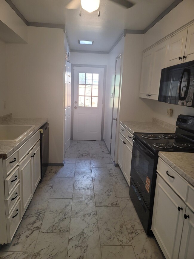 7945 Habersham Ln, Dallas, TX 75248 - photo 4