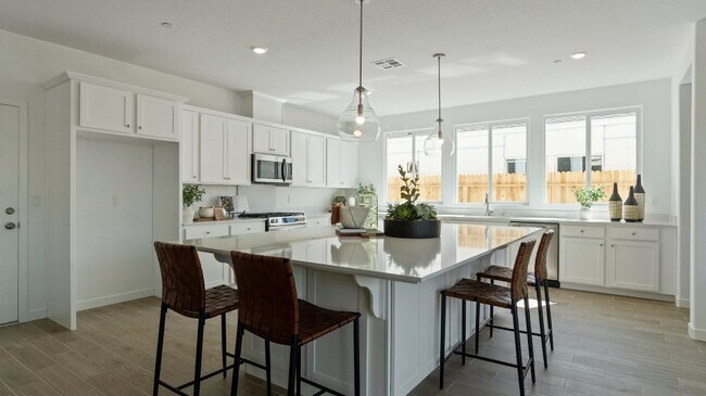 0 Fowler Ave unit 36246398, Fresno, CA 93727 - photo 4