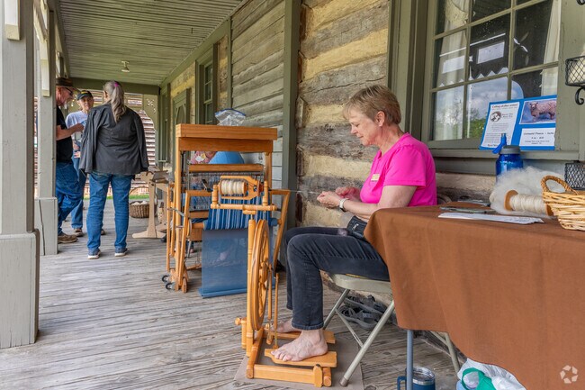 Watch volunteers weave in traditional ways at the Spring Garden Fair in Kingsport.